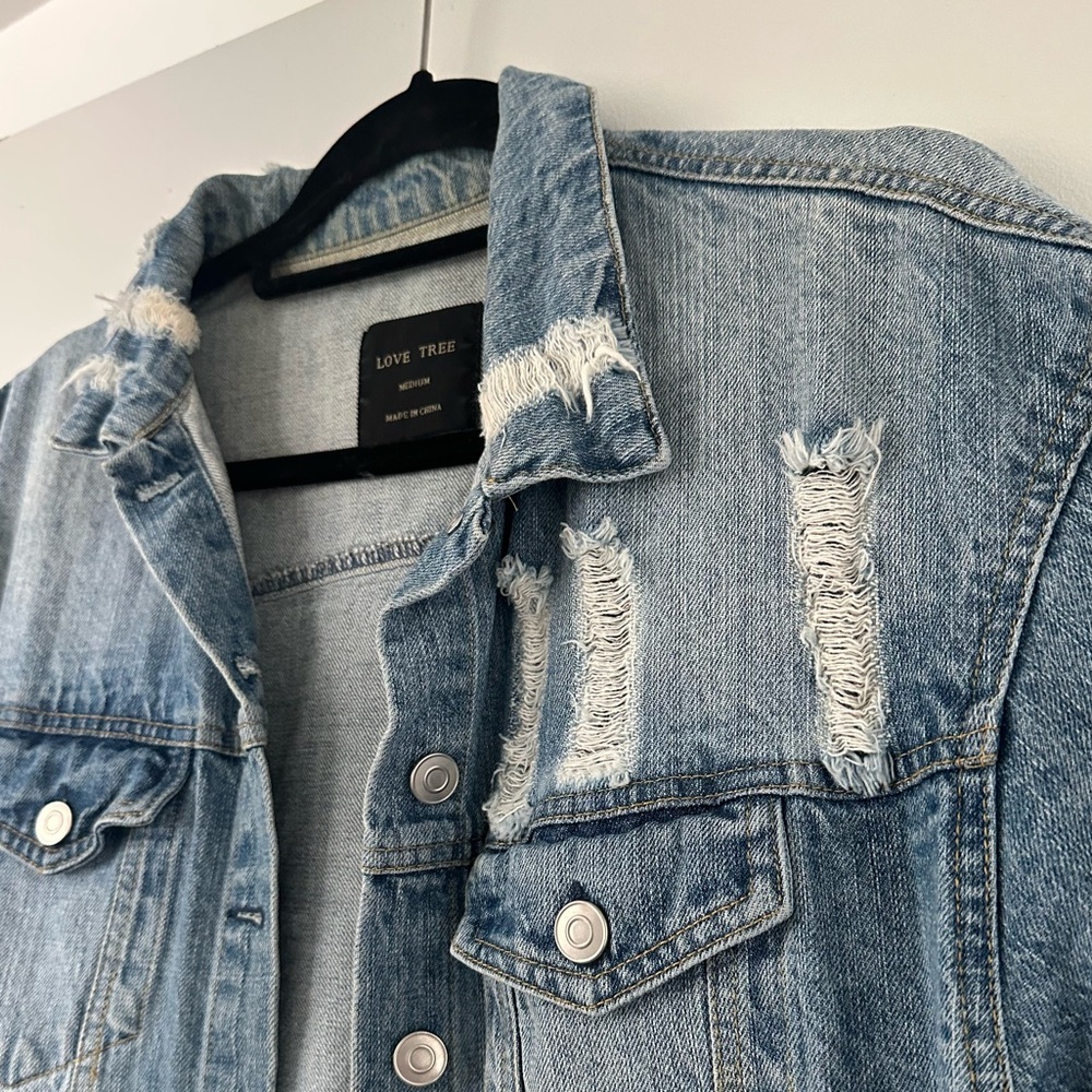 Love Tree Denim Jacket. Size: M. - Picture 3 of 5